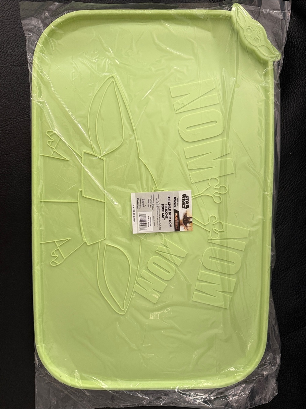 NWT STAR WARS Food Mat The Mandalorian Baby Yoda Grogu Nom Nom Silicone Dog Cat